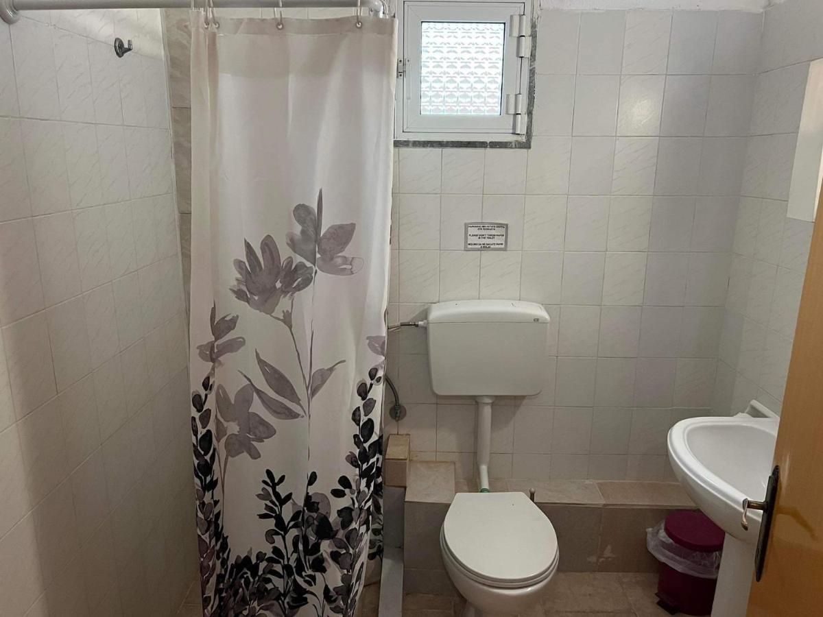 Vrasná Athanasiadis Studios מראה חיצוני תמונה